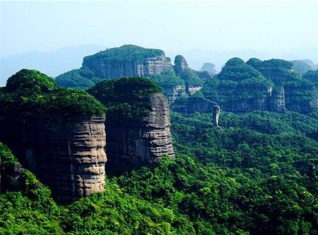 丹霞山(纜車往返)