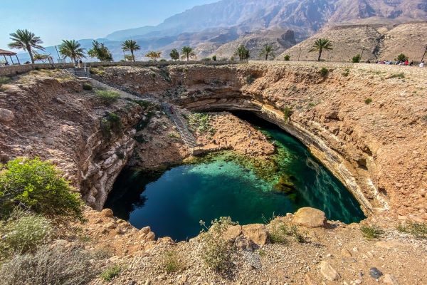 天然窪地 Bimmah Sinkhole-D7：天然窪地Bimmah Sinkhole