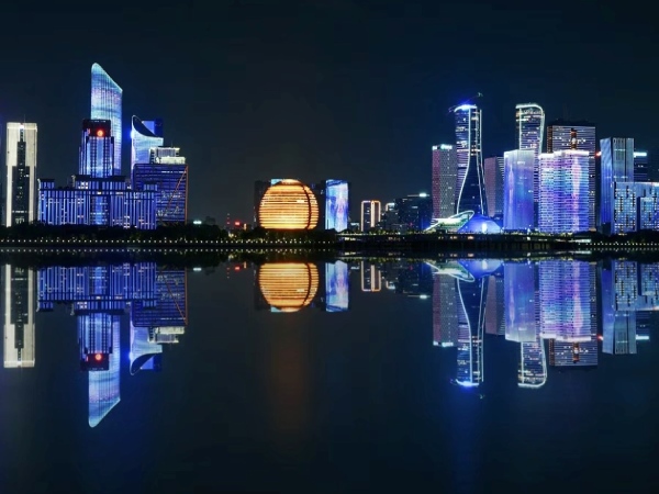 D3：錢塘江夜景(遠眺奧體中心體育館)