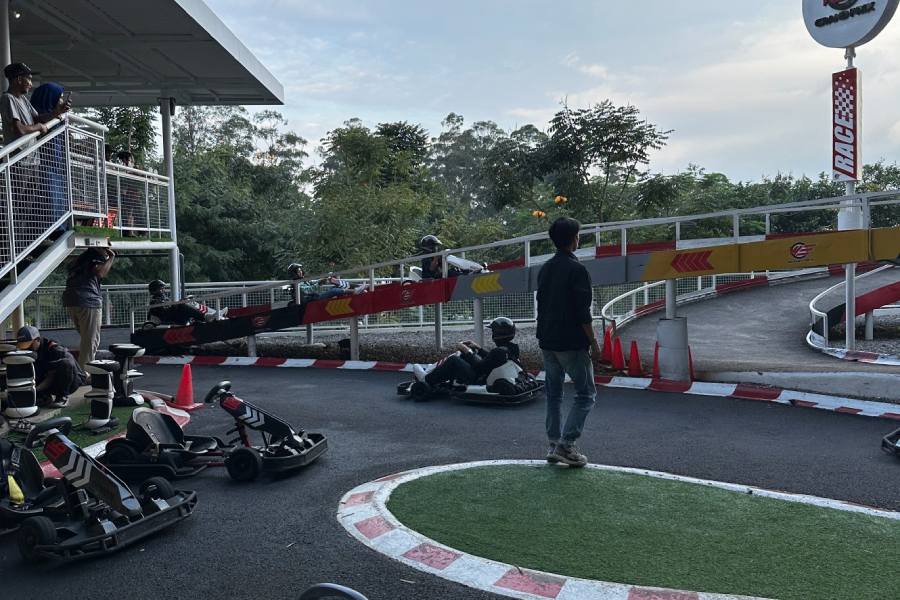 杜桑邦布-賽車-杜桑邦布竹林渡假村(活動四選一)