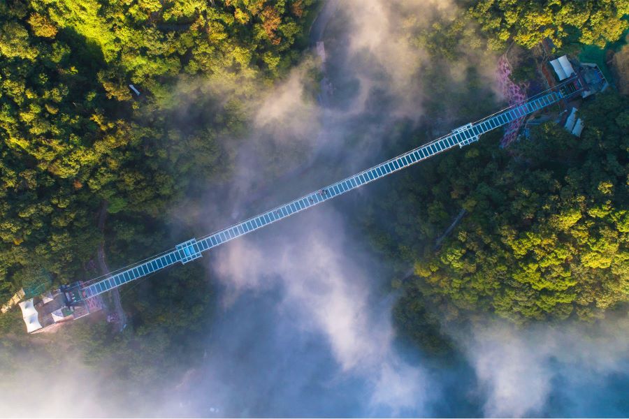 古龍峽風景區-古龍峽玻璃大峽谷(含吊橋+懸廊+平臺+棧道+萬丈崖瀑布群+登峰電梯 )