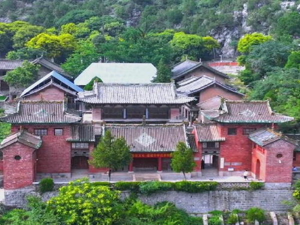 青蓮寺-D2：青蓮寺