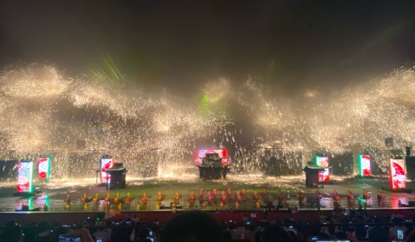 千年鐵魂打鐵花