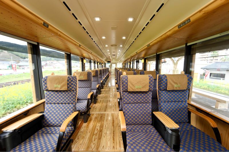 圖片出處:九州旅客鉄道株式会社-JR山幸海幸列車(約1小時，飫肥++宮崎)