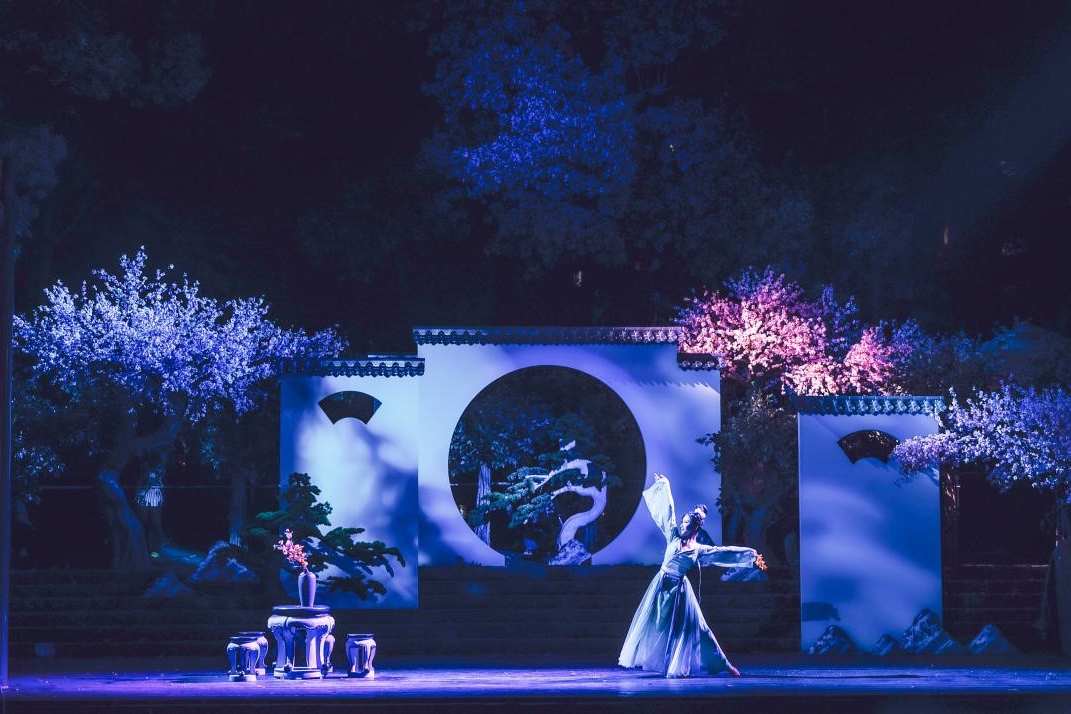 如夢上塘-穿越千年的水上奇幻夜秀：如夢上塘