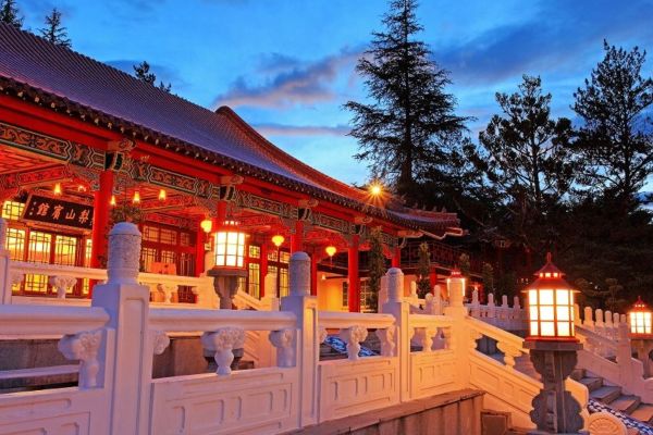 圖片擷取:參山國家風景區管理處-臺灣最高的宮殿式飯店－梨山賓館(一泊二食)