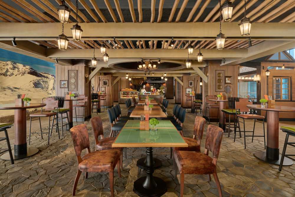 上海冰雪世界皇冠假日酒店-洲際酒店集團乙晚：上海冰雪世界皇冠假日酒店（2024年全新開幕）