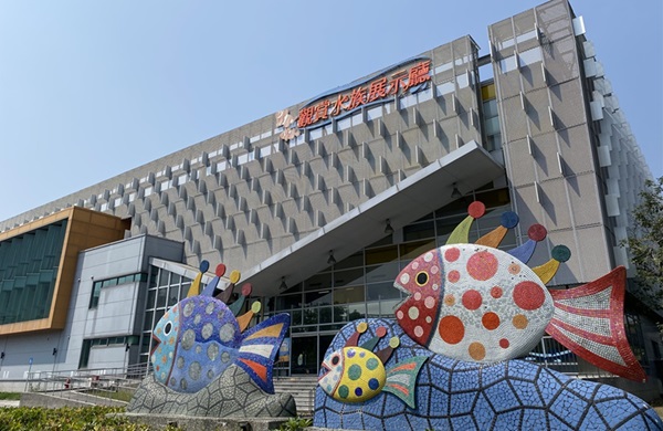 【屏東黑鮪魚季】東港華僑市場．農科水族展示廳．美術館特展．勝利星村．竹田頓物驛豐富行1日